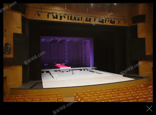 예술의전당 CJ 토월극장 1층 A구역 13열 7번 시야 사진