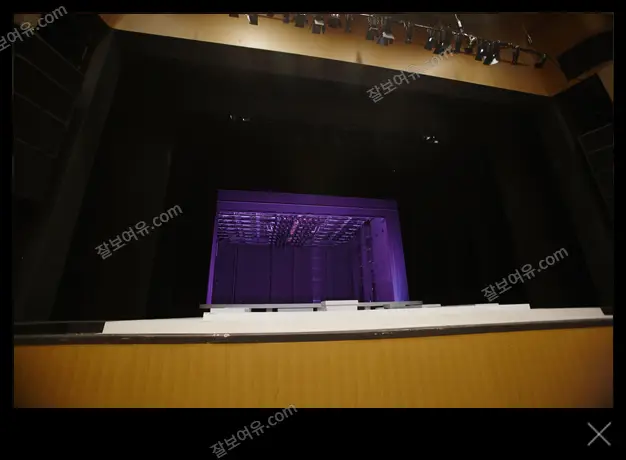 예술의전당 CJ 토월극장 1층 B구역 2열 1번 시야 사진