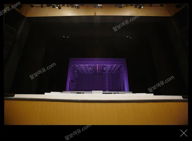 예술의전당 CJ 토월극장 1층 B구역 2열 7번 시야 사진