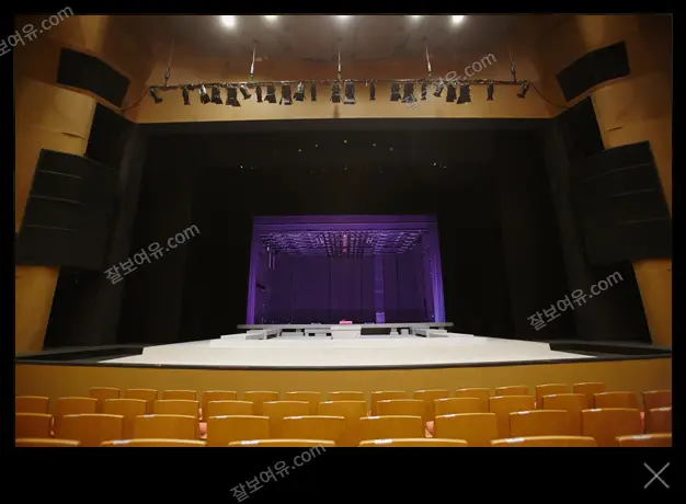 예술의전당 CJ 토월극장 1층 B구역 6열 8번 시야 사진