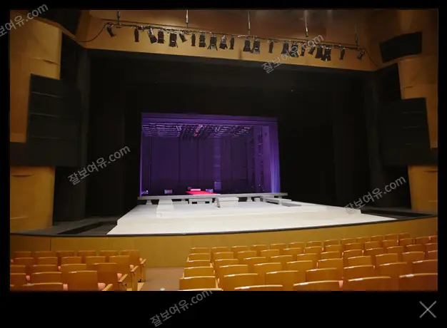 예술의전당 CJ 토월극장 1층 B구역 9열 1번 시야 사진