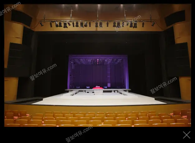 예술의전당 CJ 토월극장 1층 B구역 9열 8번 시야 사진