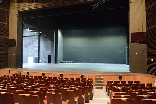 올림픽공원 우리금융아트홀 1층 C구역 13열 33번 시야 사진